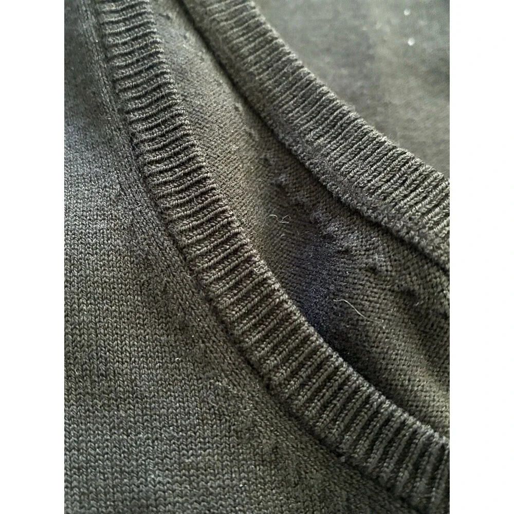 August Silk Knit Crew Neck Sweater Vest Medium Black Shell Tank Top Minimalist